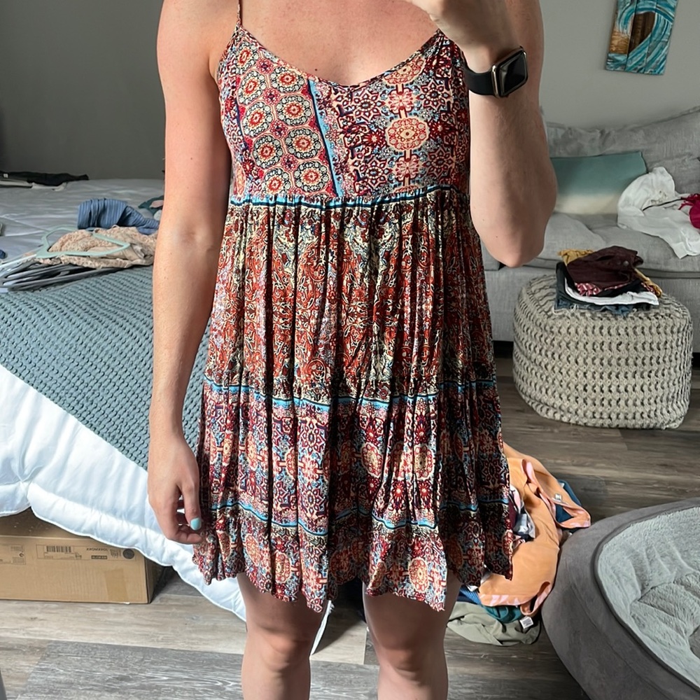 Pattered loose fitting mini dress